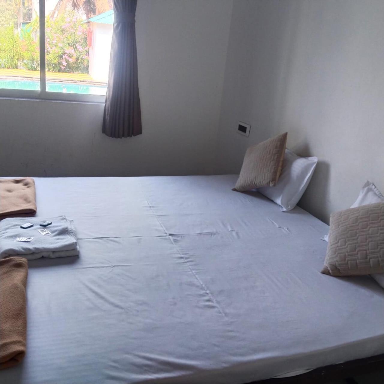 Scarlet Resort Alibag Luaran gambar